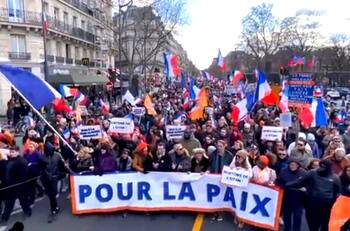 VIDEO | 100.000 personas participan en marchas de Francia por la paz en Ucrania