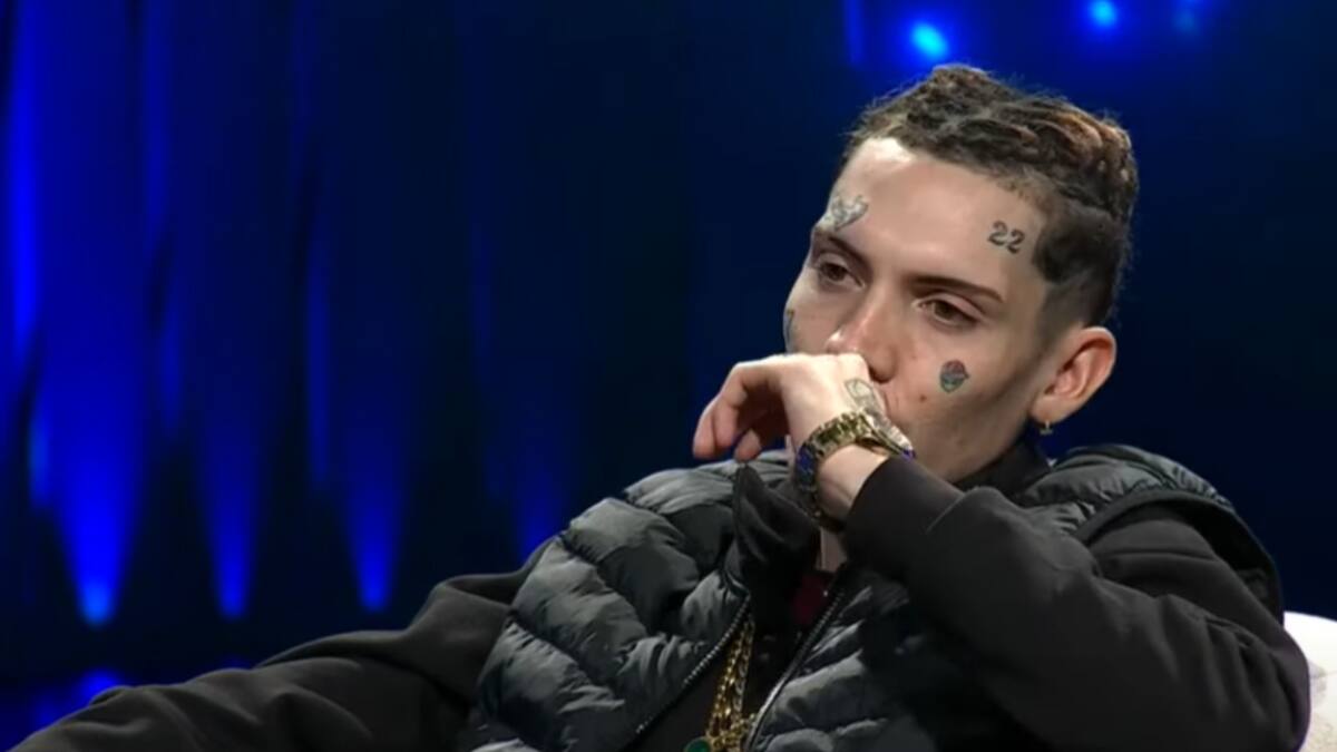 ¿Por qué Marcianeke dijo que no estaba interesado en ir a terapia psiquiátrica, pese a sus problemas?