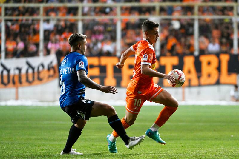 Marco Borgnino en acción contra Huachipato. Foto:
Pedro Tapia/Photosport