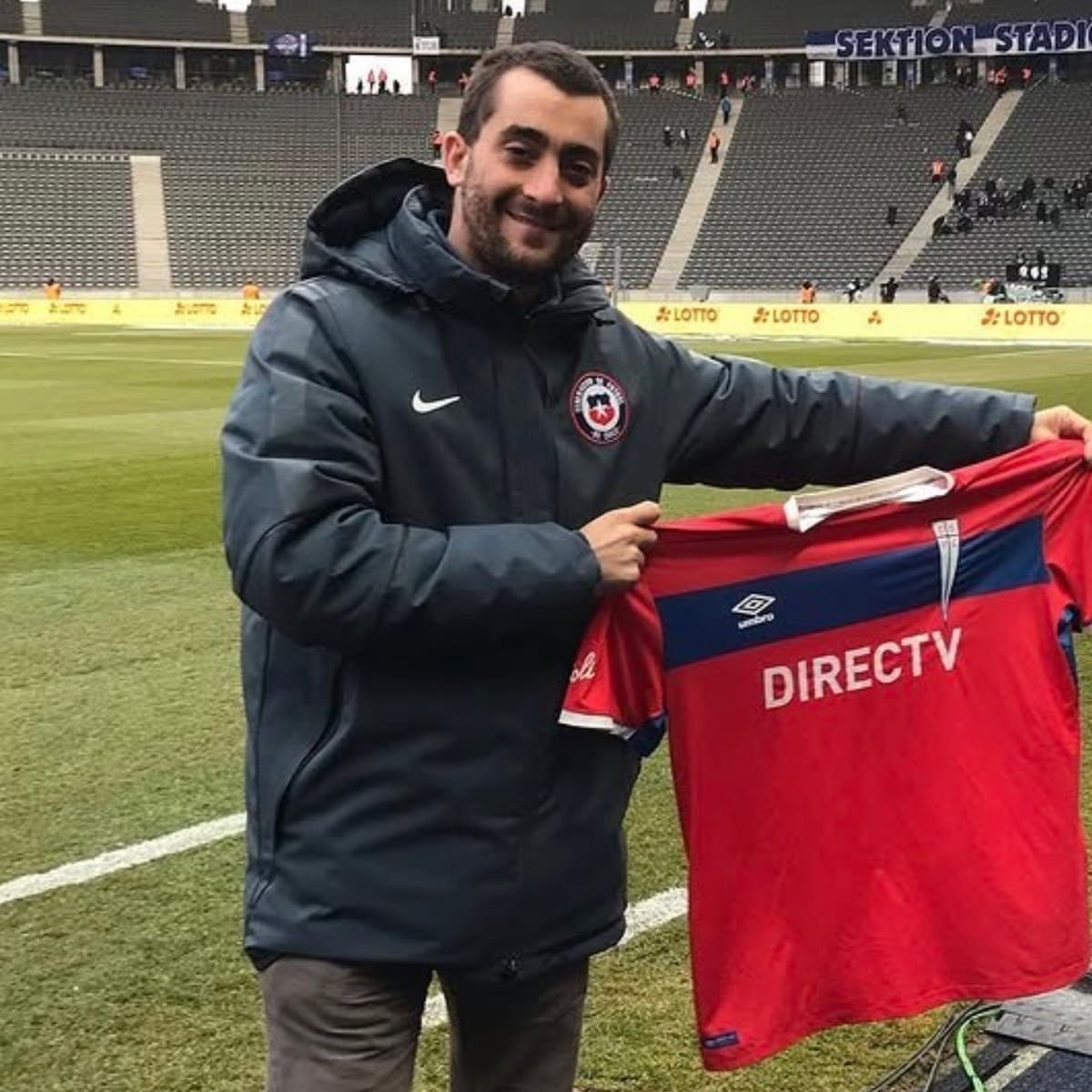 “Estuve con técnicos de renombre como Erik ten Hag en Ajax; me encantaría llegar a la UC como DT”