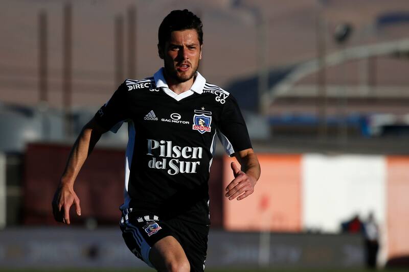 Marco Rojas viajó desde Chile a Nueva Zelanda para estar en los amistosos de su selección ante China.