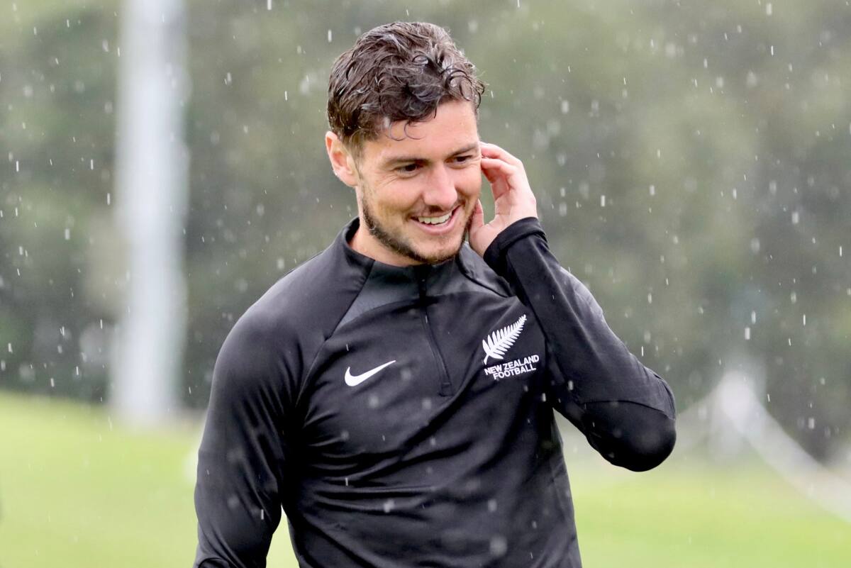 Marco Rojas en su regreso a la Selección de Nueva Zelanda.