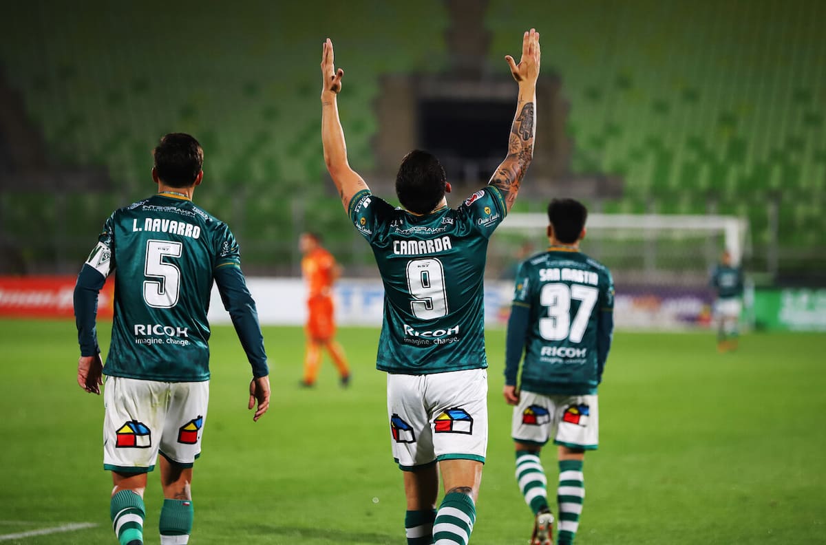 VIDEO | Lideró la goleada de Wanderers con un hat trick y se quebró por su madre fallecida: “La mujer de mi vida”