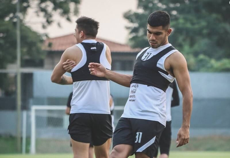 entró en la órbita de la UC, pero su precio no convence.