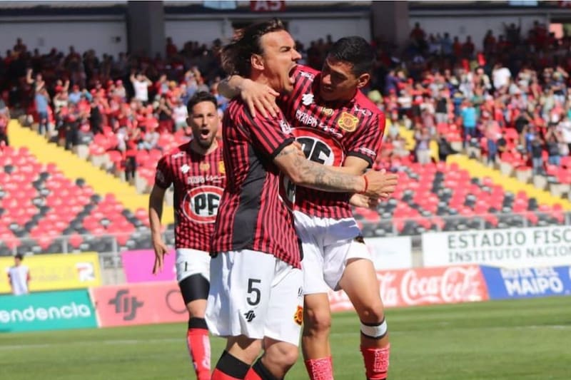 con la camiseta de Rangers, la última que defendió en el fútbol chileno, antes de su incorporación a Deportes Rengo.