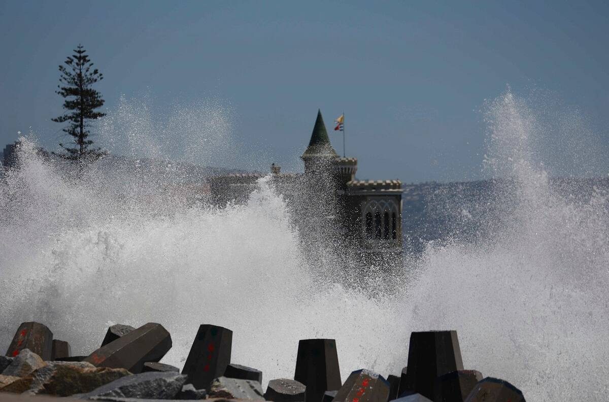 Servicio de la Armada emite un nuevo aviso de marejadas en las costas del país