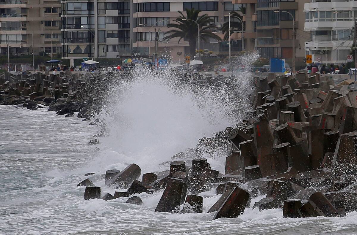 Emiten alerta de marejadas para ocho regiones del sector costero del país