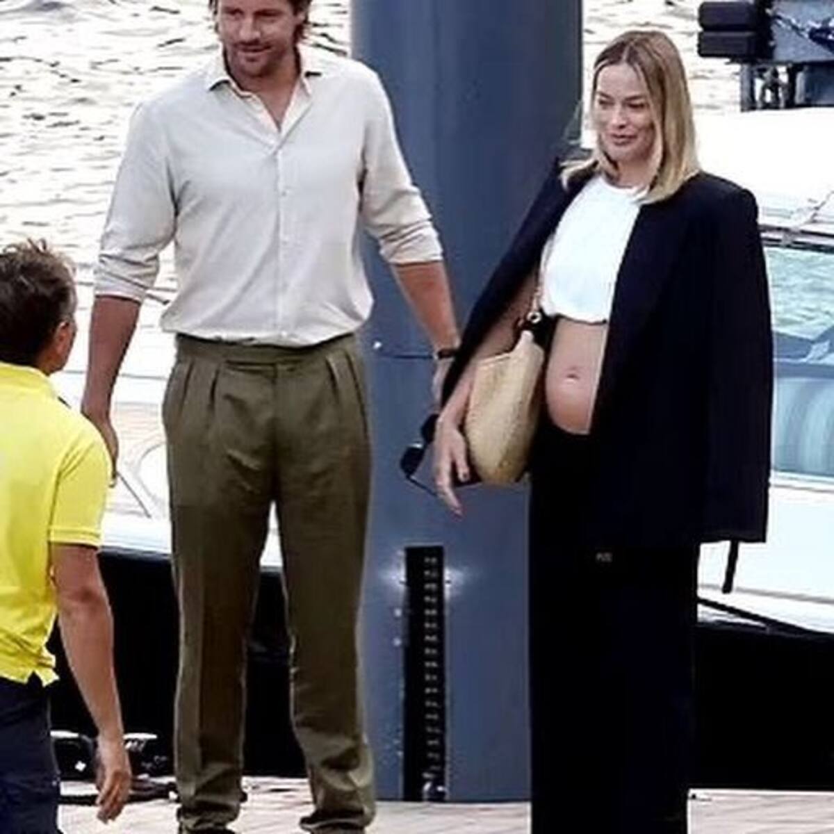 Margot Robbie junto a su esposo