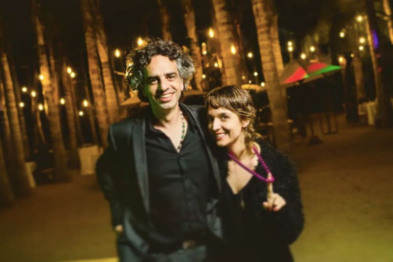 El esposo de la actriz es arquitecto y músico.