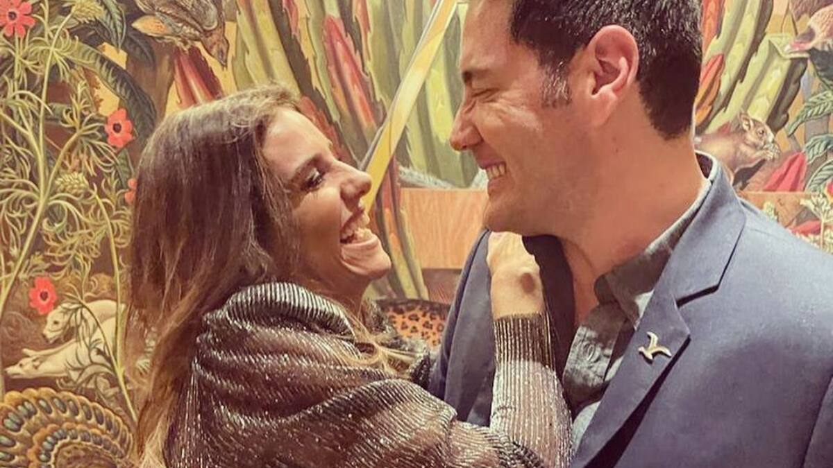 María Luisa Godoy y Pancho Saavedra se lucen con sus looks en la alfombra de los Premios Billboard