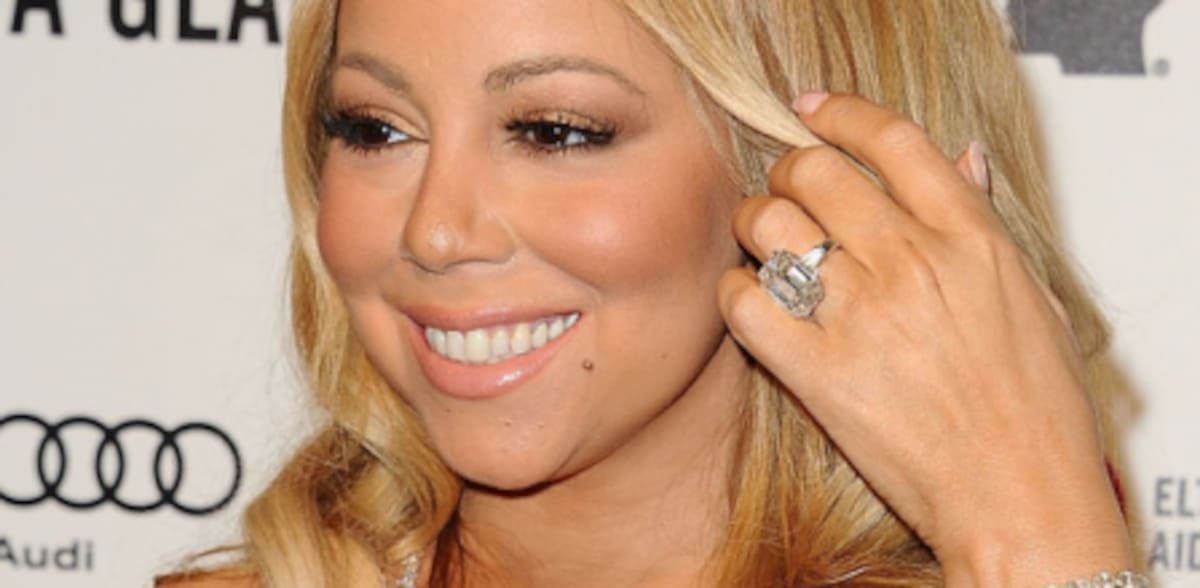 El lujoso anillo de la cantante.
