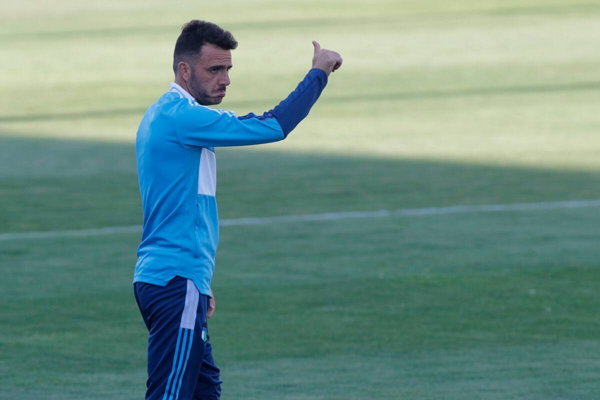 El DT en su paso por O'higgins.