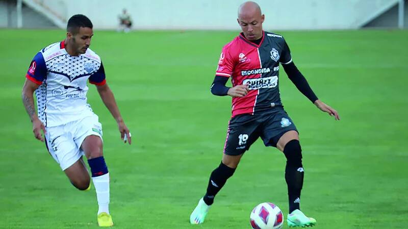 Lateral zurdo de Deportes Antofagasta.