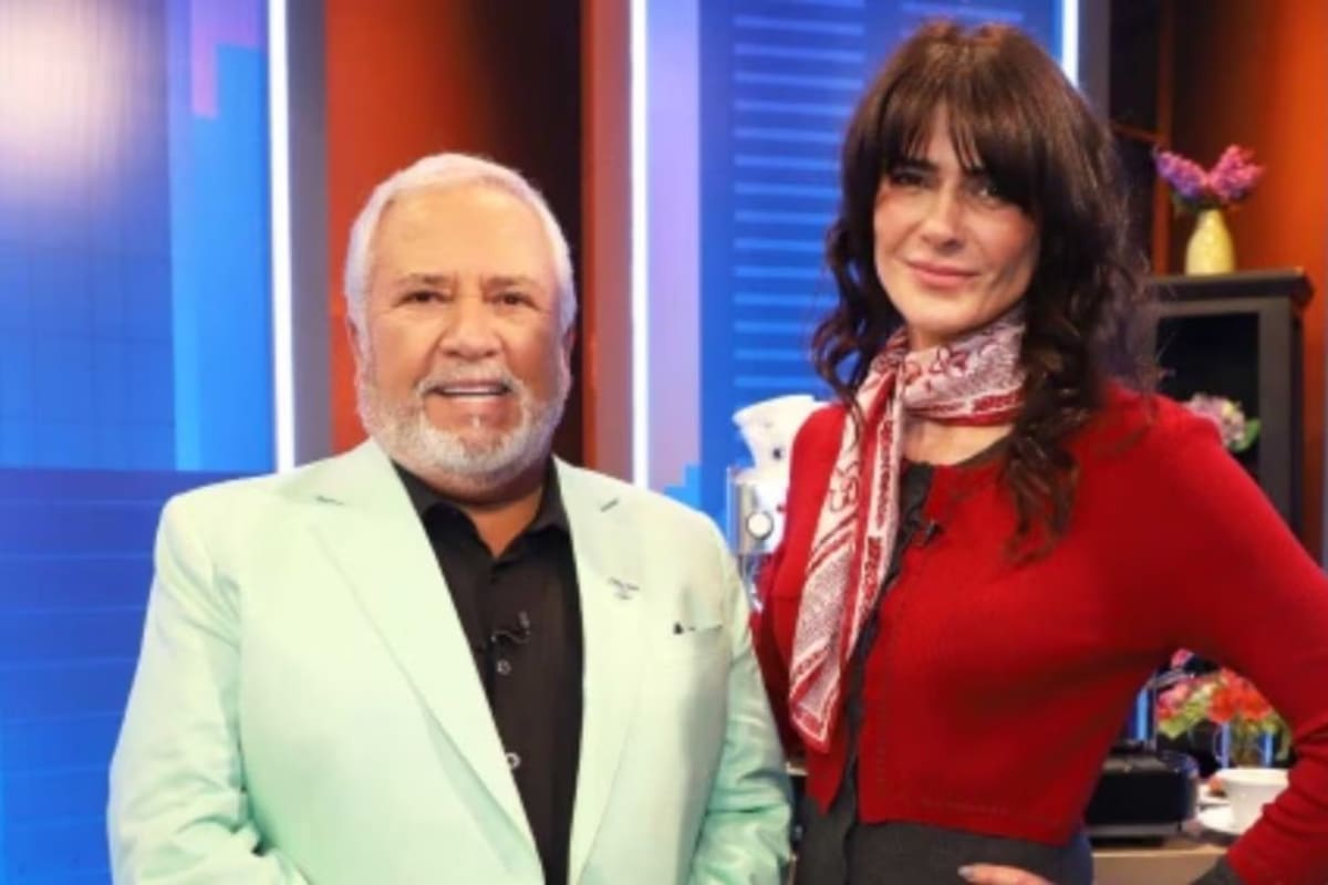 La animadora volvió a la pantalla chica tras dos años de ausencia de la mano del estilista Mario Mezza.