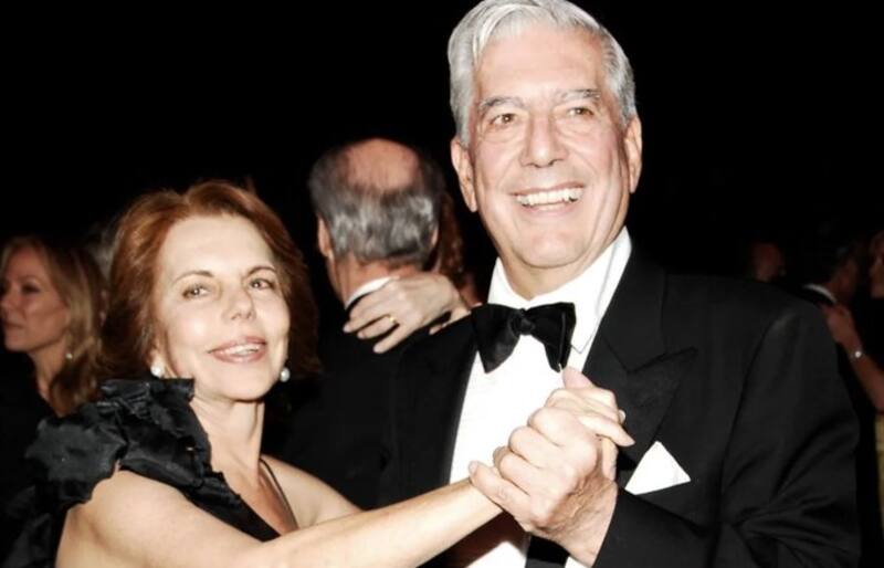 Mario Vargas Llosa está junto a su ex esposa - Créditos: Twitter