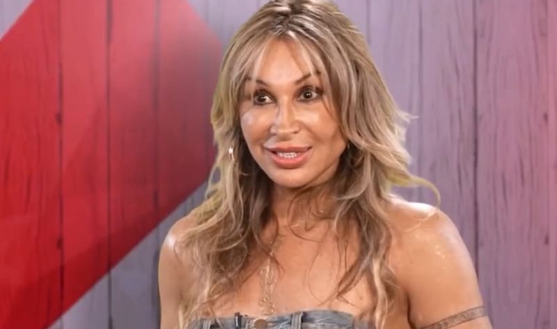 se lució en el estreno de Amor a Ciegas. Créditos: Captura CHV