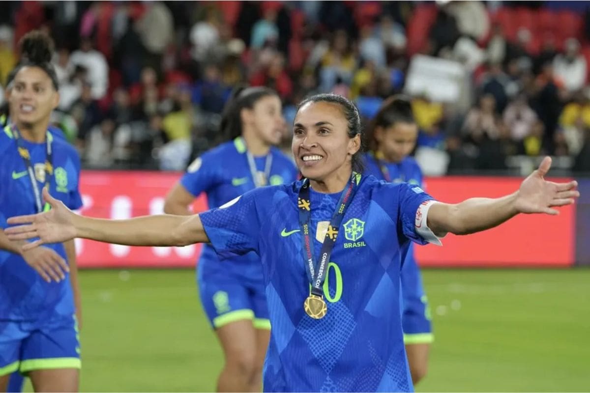 La legendaria delantera jugaría su séptimo mundial en Brasil-2027. Foto: EFE.