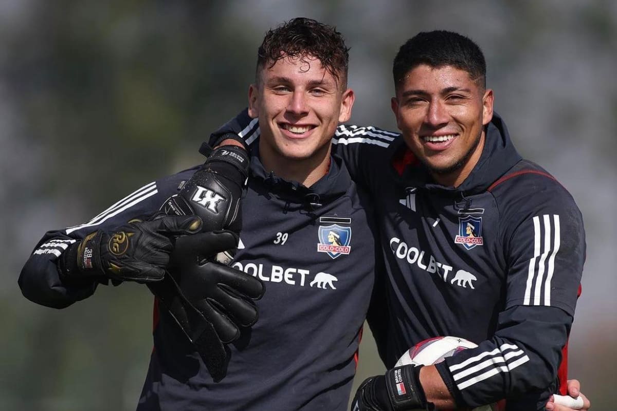 Martín Ballesteros y Brayan Cortés entrenando en Colo Colo.