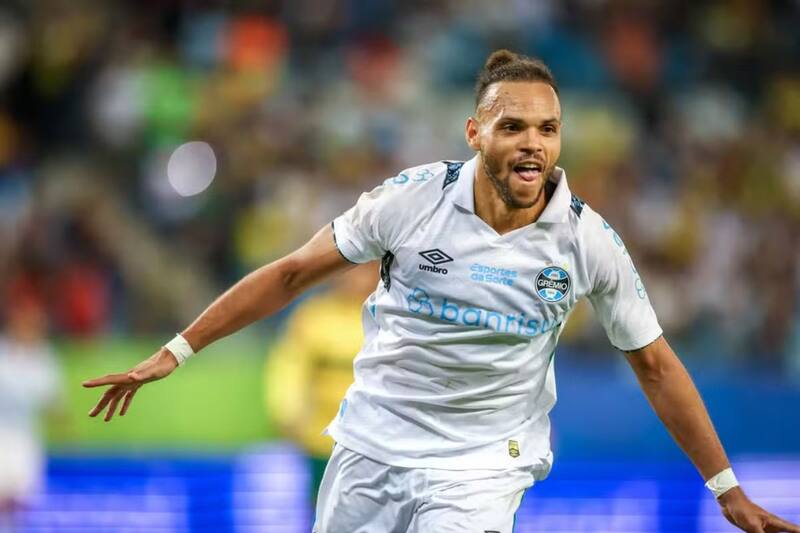 El danés Martín Braithwaite fue la figura en el triunfo de Gremio sobre Cuiabá. Fue reemplazado a los 89 minutos por Alexander Aravena.
