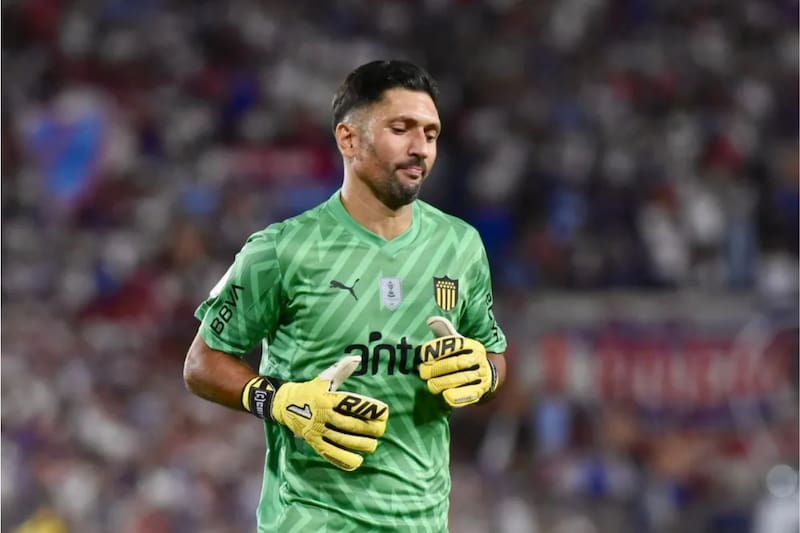 Arquero titular en Peñarol.