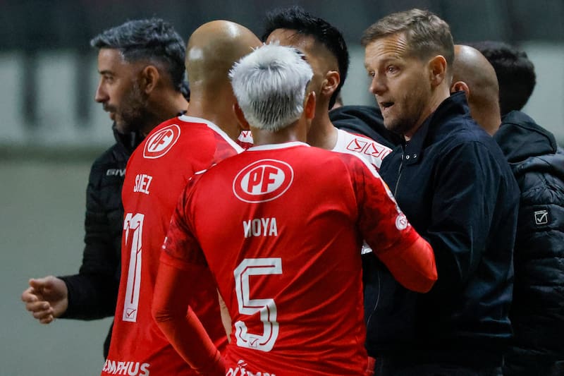 "Volver a Calera tiene que ver con el aprecio que tengo por el país, por el club, por la gente con la que trabajé cuando me tocó venir la vez pasada", afirma el técnico argentino.