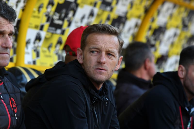 El argentino llegó a reemplazar a su compatriota Walter Lemma, que tuvo una segunda rueda para el olvido. En su reingreso al club, venció a Everton y puso fin a una pésima racha.