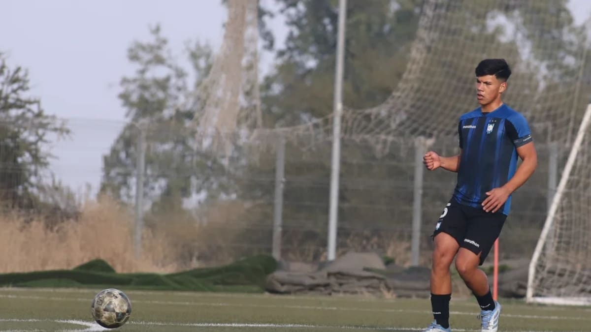 “Se encuentra muy grave”: Piden cadena de oración para jugador de Huachipato
