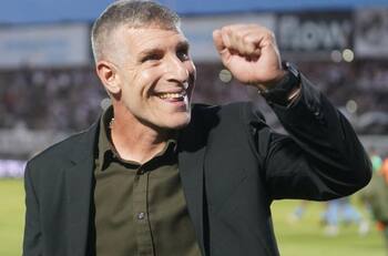 Ni Mbappé ni Haaland: Martín Palermo sorprende con su elección al mejor delantero del mundo