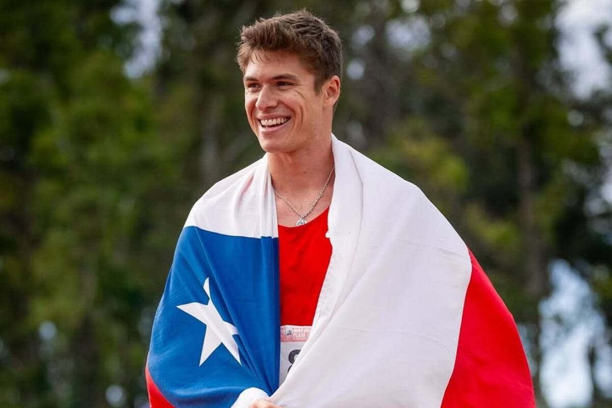 El velocista consiguió su mejor marca en el World Athletics Continental Tour de Santiago 2025. / Foto: @fotografiadeportiva.