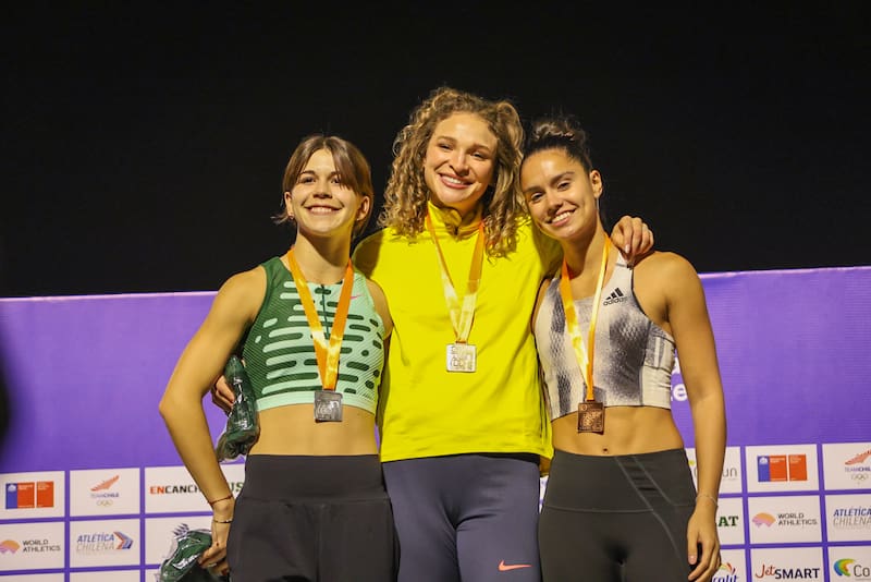 La velocista consiguió el récord nacional de la categoría. Foto: Felipe Escobedo/ En Cancha.