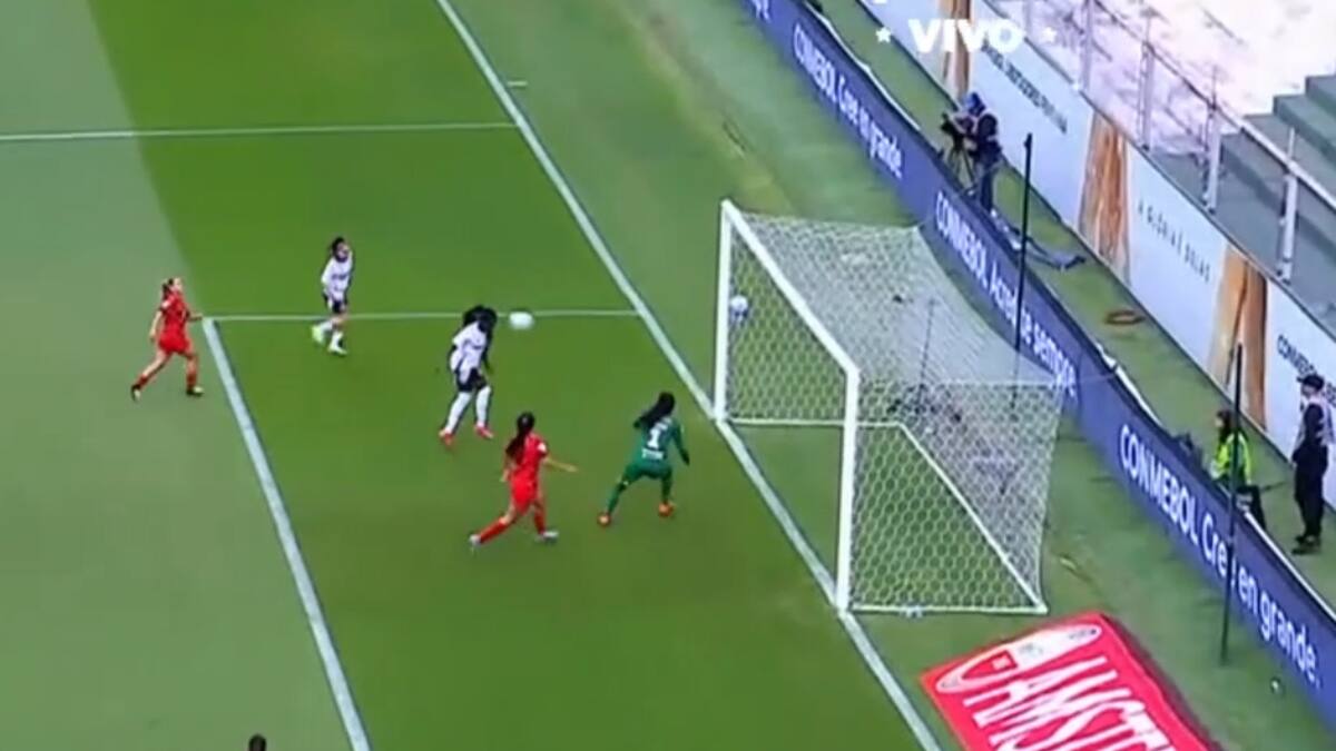 VIDEO | ¿Quién más que tú? Mary Valencia anotó el primero para Colo Colo en los cuartos de Copa Libertadores