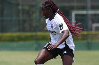 VIDEO | Y a Palmeiras: Mary Valencia marca por primera vez con la camiseta de Colo Colo