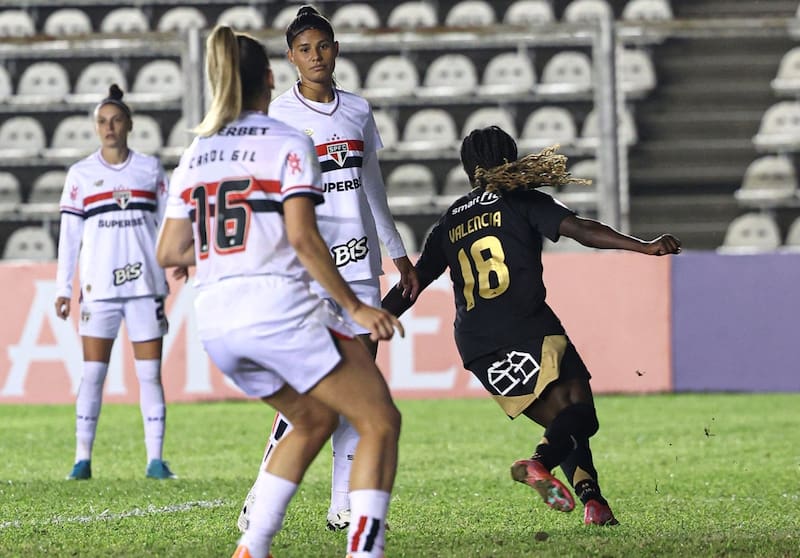 La delantera ha convertido tres goles en los primeros dos partidos de las Albas en Copa Libertadores. Foto: Colo Colo Femenino.