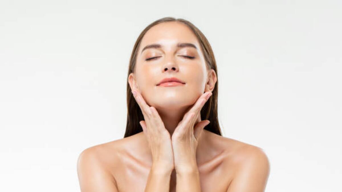 Mascarilla con vaselina para tener una piel de porcelana