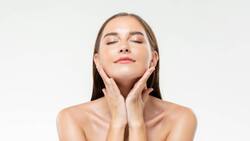 Mascarilla con vaselina para tener una piel de porcelana