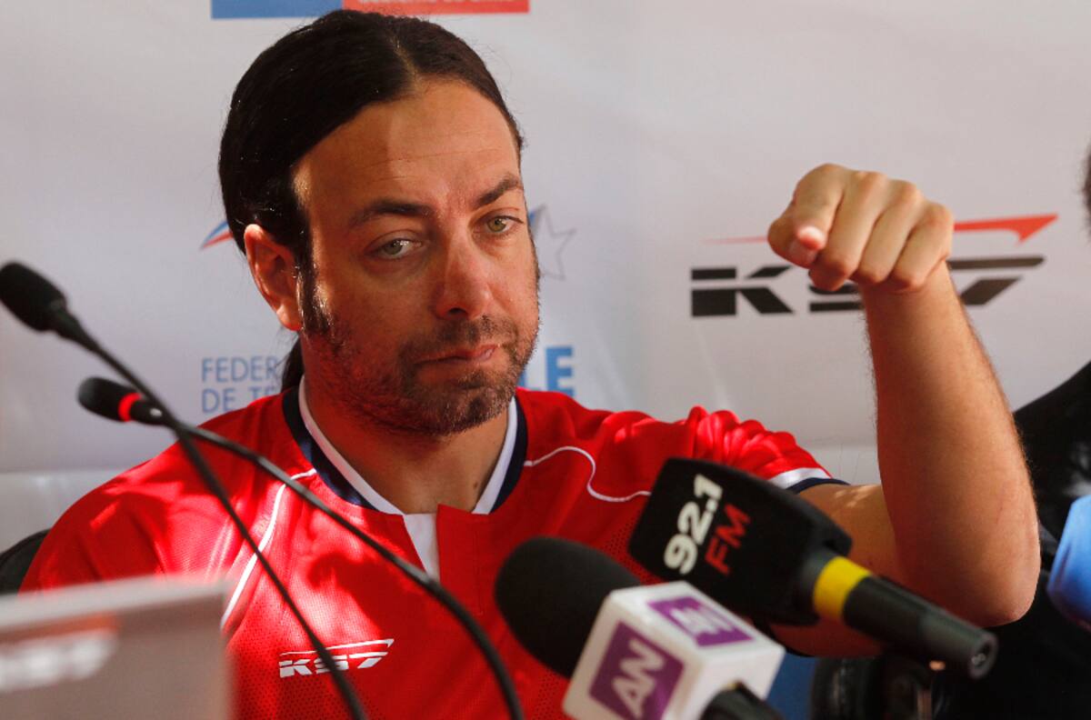 Massú y 66 deportistas solicitaron al Minsal funcionamiento de recintos privados