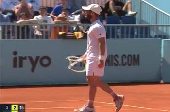 VIDEO | Moutet protagoniza escándalo en el Masters de Madrid: abandonó y se fue abucheado