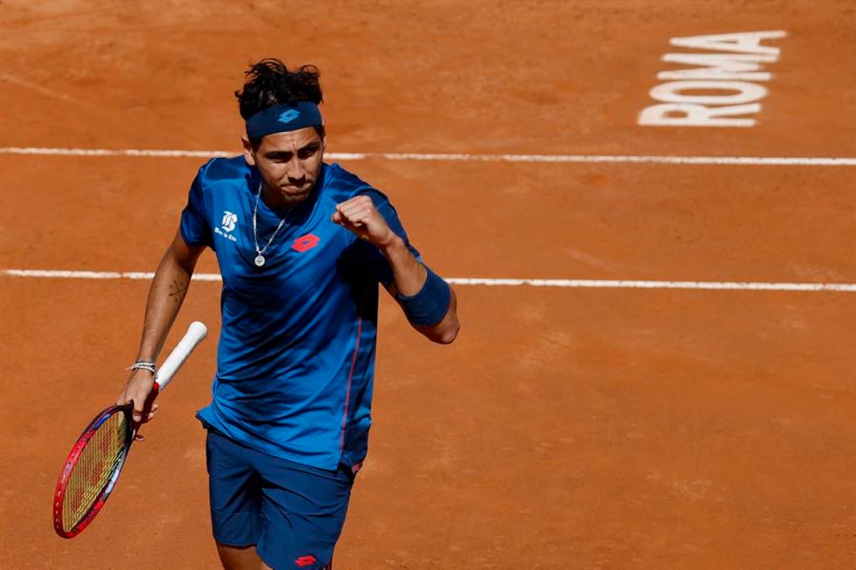 Alejandro Tabilo se quedó con el primer set ante Alexander Zverev. Foto: EFE