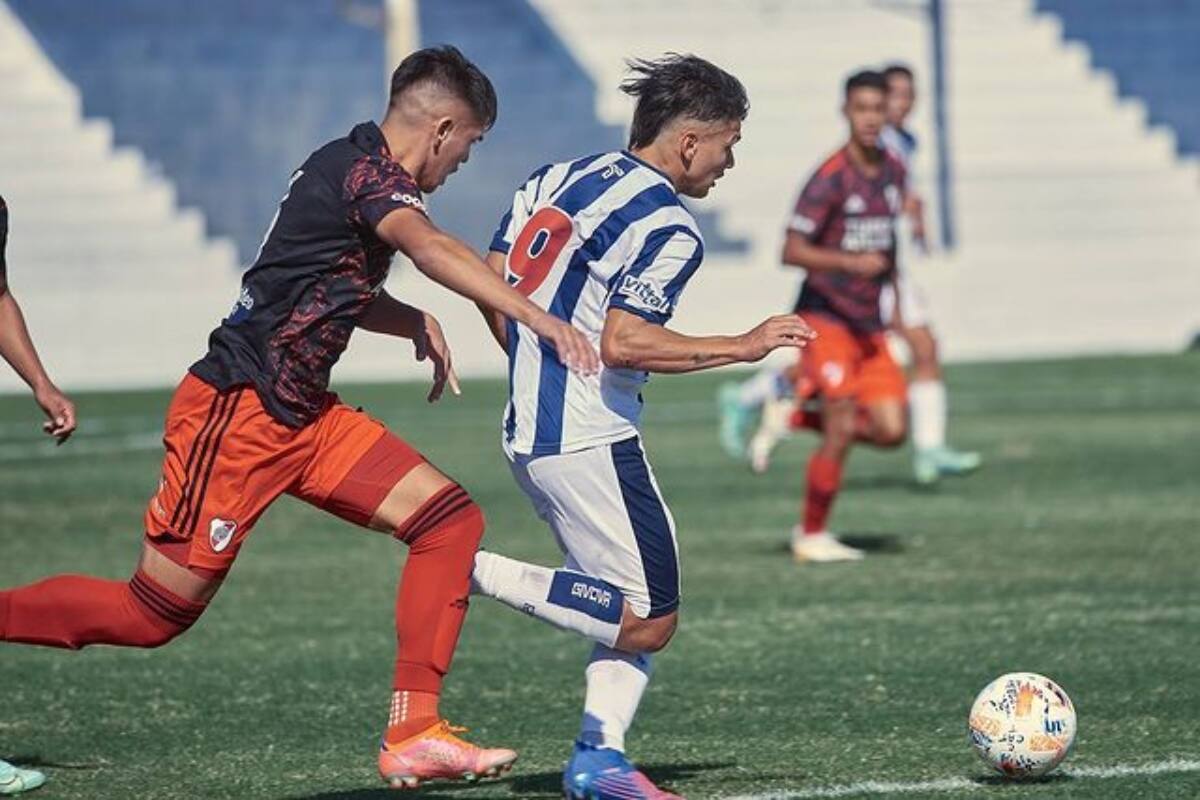Mateo Mamani jugará en la Primera B con la camiseta de Barnechea.