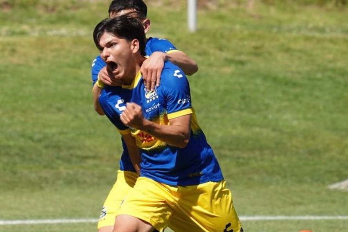 Mateo Mamani pasa del fútbol formativo de Everton a la Primera B con Barnechea.
