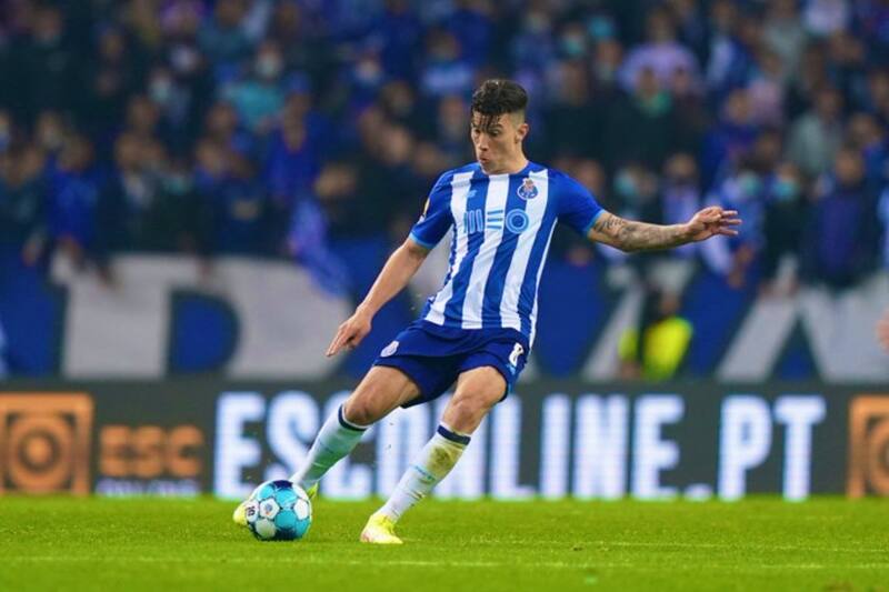 Mateus Uribe es titular en el Porto.
