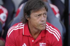 Matías Almeyda elogió a Alexis Sánchez y al autor del gol del empate del Sevilla: “Estaban volando”