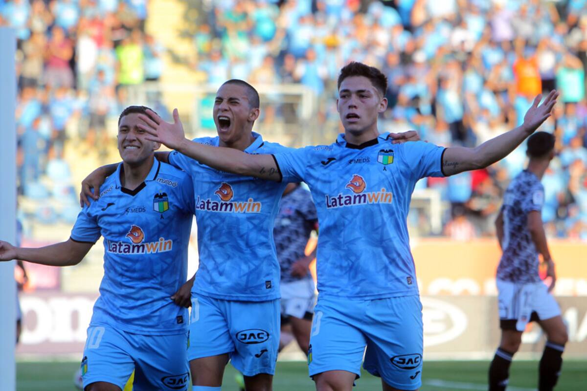 Matías Belmar en victoria frente a Colo Colo. Foto: Aton