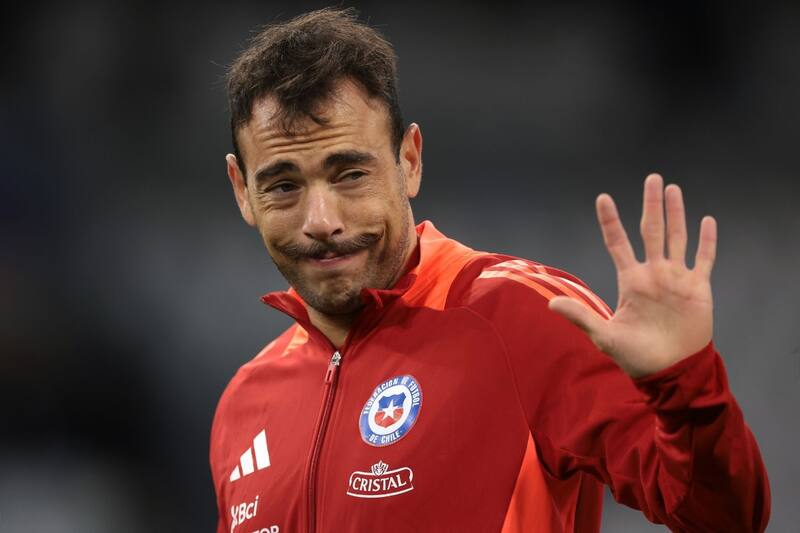 defendiendo los colores de La Roja.