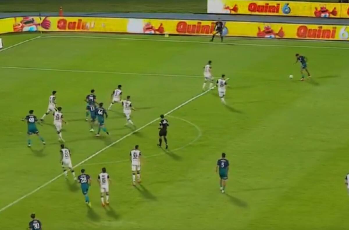 VIDEO | Matías Catalán se luce con esta asistencia en la victoria de Talleres en Argentina