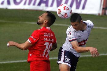 Se fue gratis de Colo Colo, estuvo 4 meses sin club y ahora fichó en este equipo del fútbol chileno