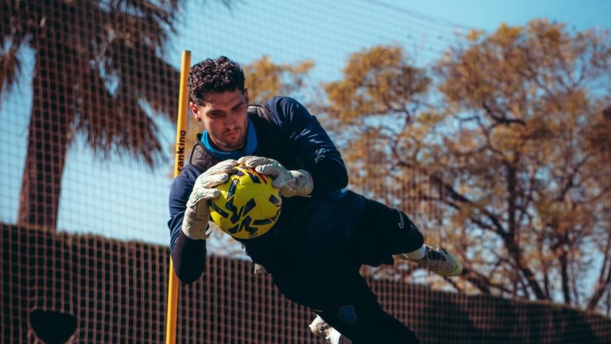 Sonó en Colo Colo, pero ya tendría asegurada su continuidad en Europa: “En estos días firmará”