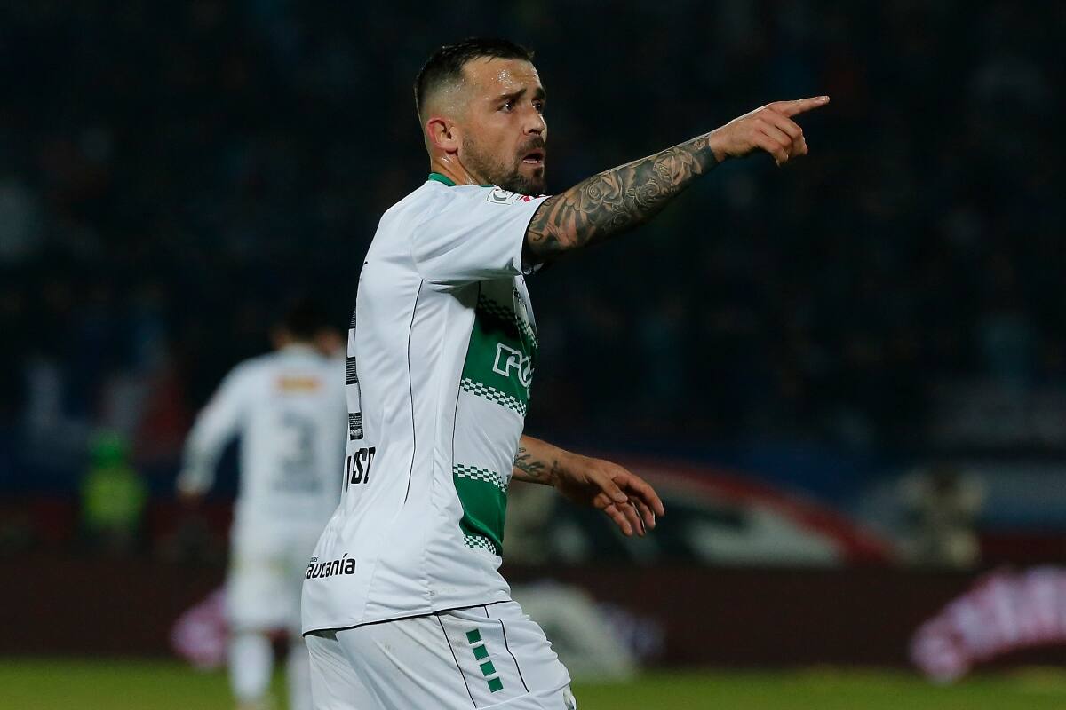 El delantero no piensa en el retiro. De hecho, quiere seguir jugando por harto tiempo más. Foto: Aton.