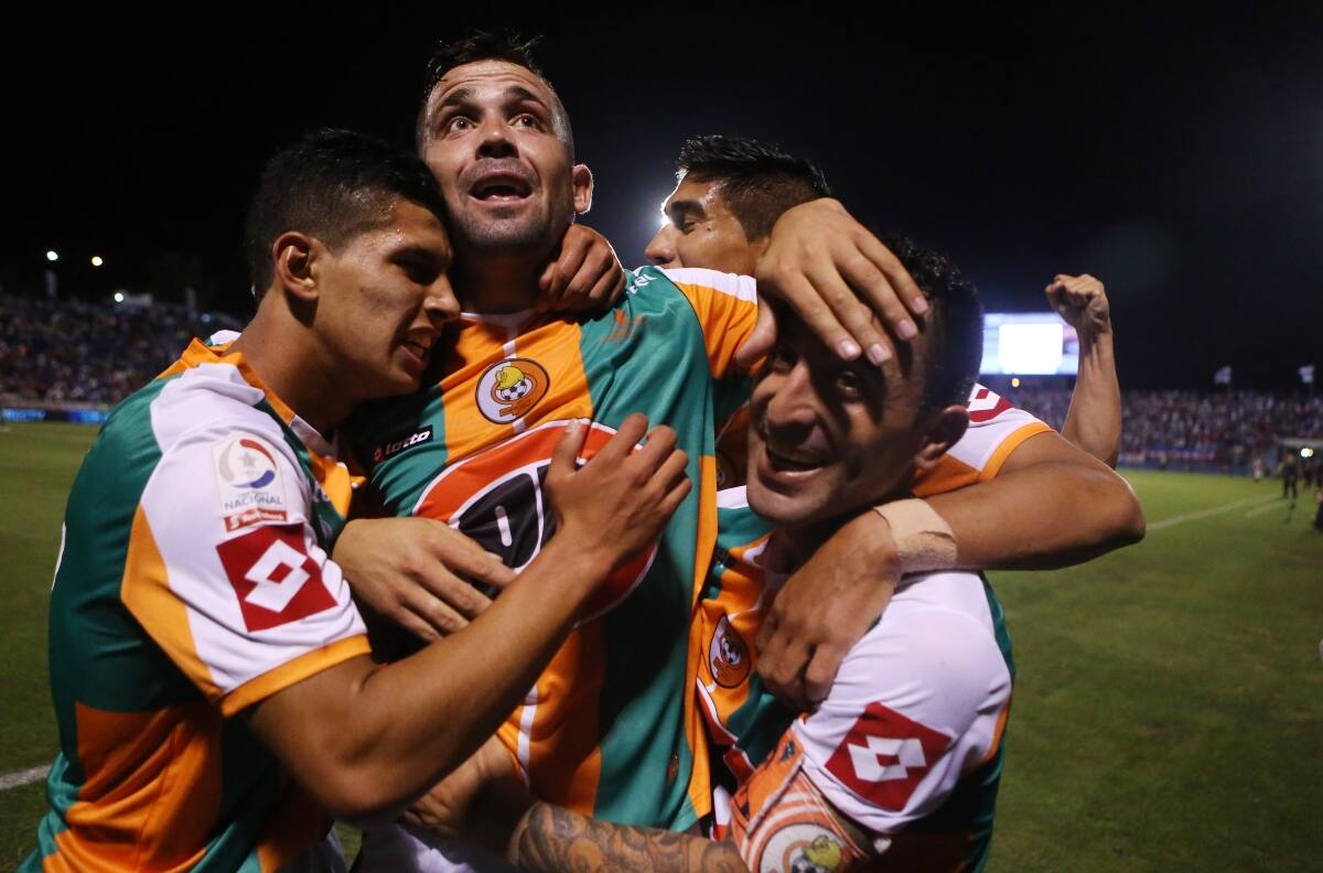 “El estadio donde más me putearon fue en San Carlos de Apoquindo, y les terminé haciendo tres goles”