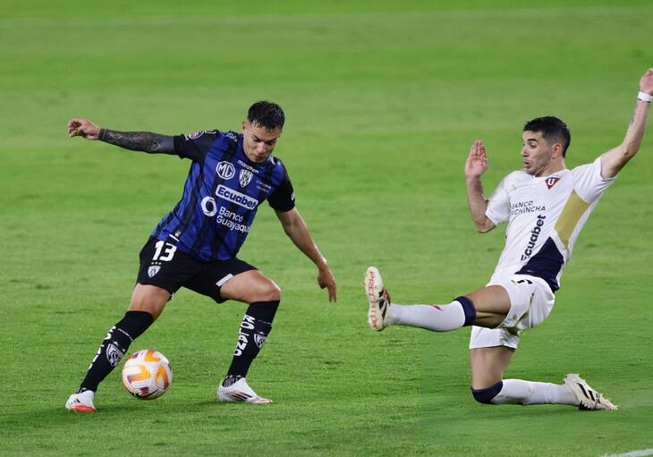 Colo Colo llega a acuerdo con dos jugadores para el mismo puesto y ahora debe tomar decisión clave